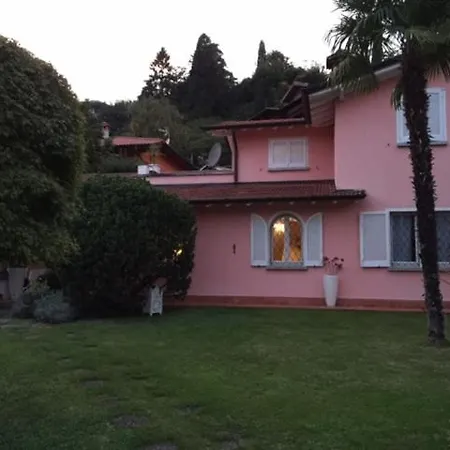Sleeps 6 فيلة