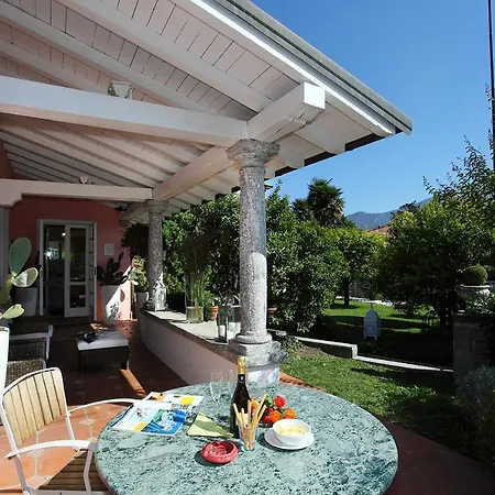 Sleeps 6 Menaggio