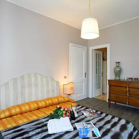 Sleeps 6 * Menaggio