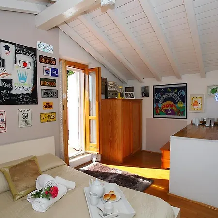 Sleeps 6 Villa *