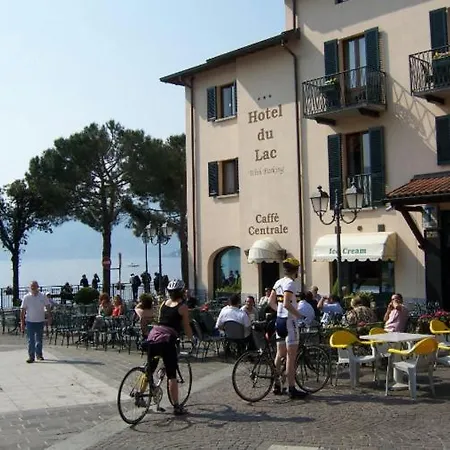 Villa Sleeps 6